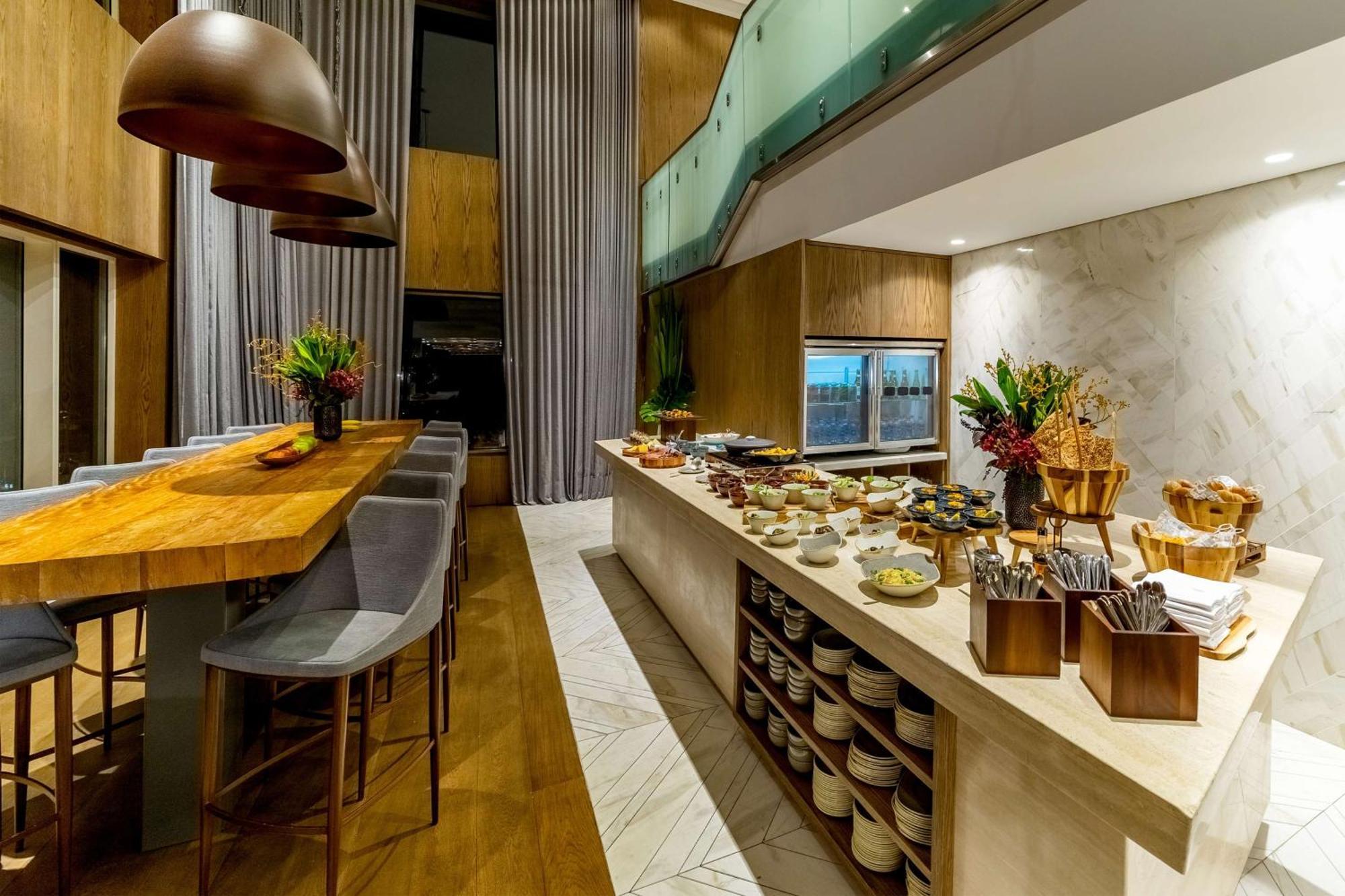 Grand Hyatt Hotel 5*